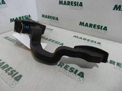 Sensor für Gaspedalstellung Fiat Stilo 192 46779078 P2136052