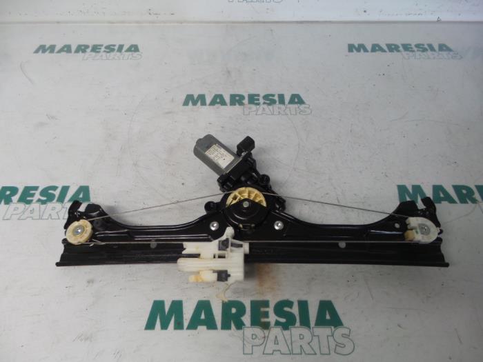 0000051976093 Fensterheber rechts vorne FIAT 500 (312) P6716251 