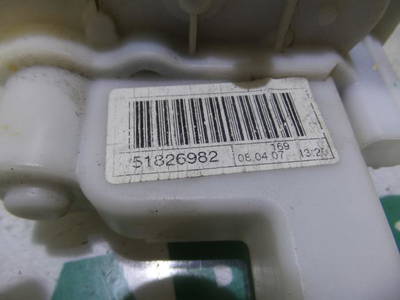 Klappenschlosszug Fiat Panda 169 51917892 P6102641