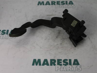 Sensor für Gaspedalstellung Fiat Bravo II 198 46779078 P3778387