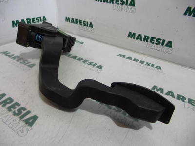 Sensor für Gaspedalstellung Fiat Stilo 192 0280752227 P2971868