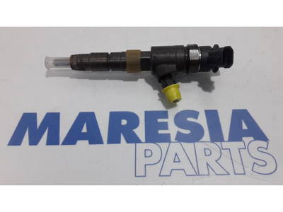 Einspritzdüse Peugeot Partner II Kasten 0445110566 P13979064