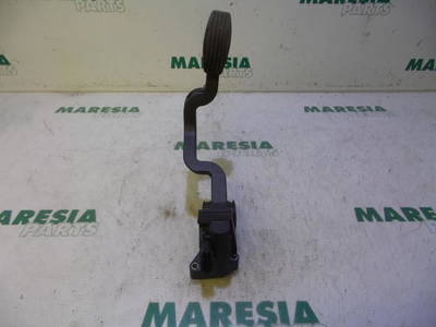 Sensor für Gaspedalstellung Fiat Stilo 192 0280752227 P7821142