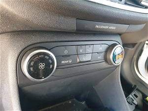 Bedienelement für Klimaanlage Ford Fiesta VII (HJ, HF) 36101794