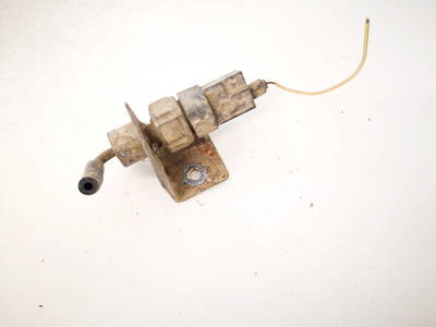 Druckschalter für Klimaanlage Nissan Navara, I D22 1997.01 - 2004.12