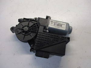 Motor Fensterheber rechts hinten SKODA ROOMSTER (5J) 1.6 MERITOR,5J0959812 77 KW