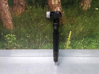 Kraftstoff-Injector Mercedes-Benz A (W176) Hatchback 1.8 A-200 CDI 16V (OM651.901(Euro 5)) (A6510702387, 28272472, DELPHI)