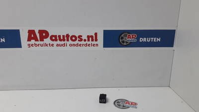 Relais Audi A3 Sportback 8P 3D0951253A P15080366