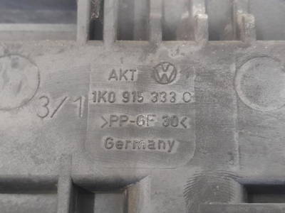 Batterieaufnahme VW Passat B6 Variant 3C5 1K0915333H P20955734