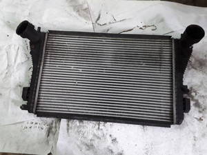 Ladeluftkühler Skoda Octavia II (1Z) 1K0145803L 39662374