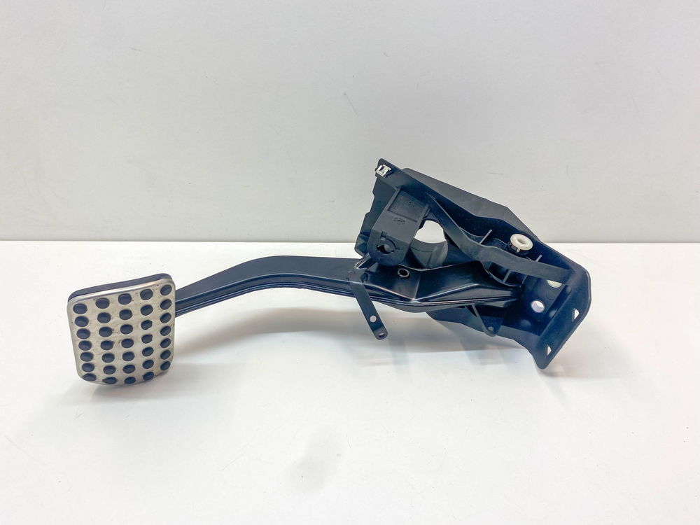 Bremspedal Mercedes-Benz SL (R230) A2202901119 39970921 gebraucht