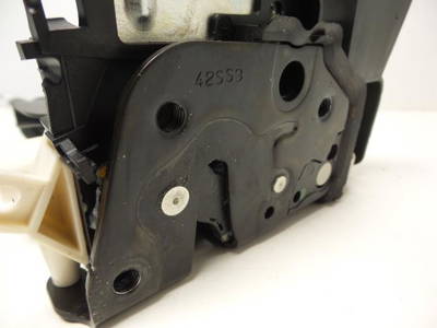 Klappenschlosszug Audi A3 Limousine 8V 8V5837349 P8553421