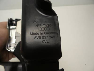 Klappenschlosszug Audi A3 Limousine 8V 8V5837349 P8553421