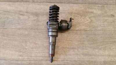 Pumpe-Düse-Einheit VW GOLF V (1K1) 2.0 TDI BOSCH,0414720312 103 KW