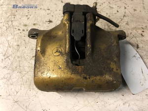 Bremszange rechts vorne Mercedes-Benz 124 T-Modell S124 P1184168