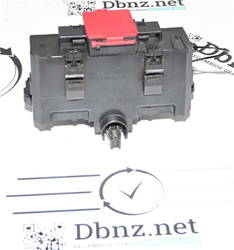 12Volt Anschluß Mercedes-Benz C Combi (S203) 1.8 C-180K 16V (M271.946) 2008 (A2035450301)