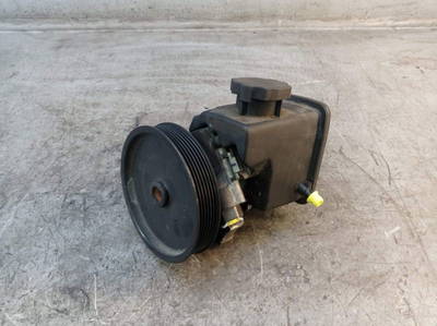 Servopumpe MERCEDES C-KLASSE W204 C 200 CDI MERCEDES,A0044667001 100 KW