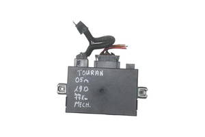 Steuergerät Anhängerkupplung VW Touran (1T1, 1T2) 8E0907383A 5DS00840801