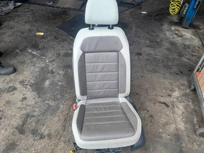 Sitz links VW T-Roc A11 P20538387