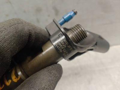 Kraftstoff-Injector Kia Carnival/Sedona MPV 2.2 CRDi 16V VGT (D4HB) (338002F000) 338002F000