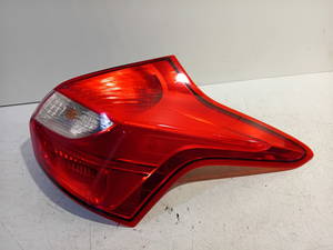 Rücklicht Rechts Aussen Ford Focus 3 Hatchback 1.6 EcoBoost 16V (JTDB(Euro 5)) 2011 (BM5113404A)