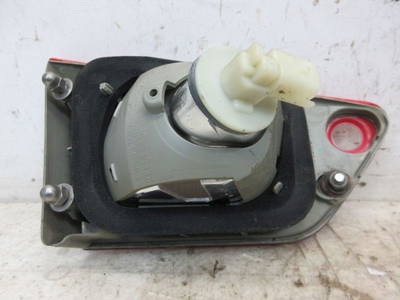 Rückleuchte innen rechts MITSUBISHI COLT CZC CABRIOLET (RG) 1.5 MITSUBISHI,98082302 80 KW 42660021