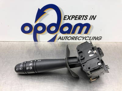 Blinkerschalter Renault Clio II B 7701066570 P21859781