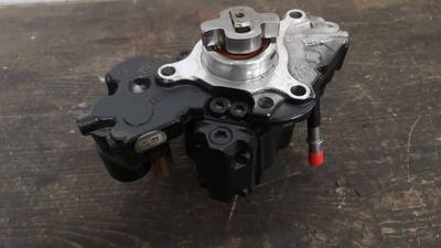 Hochdruckpumpe Ford Kuga II (DM2) SUV 2.0 TDCi 16V 140 (UFMA(Euro 5)) 2013 (9424A050A, 9687959180, 9M5Q9A543AA)