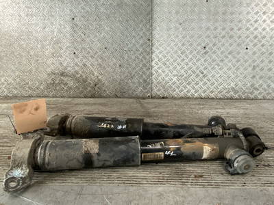 83027 Stoßdämpfersatz Hinterachse links rechts OPEL Insignia A (G09)