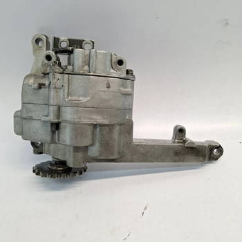 Ölpumpe Mercedes-Benz A6421810547 A6421810801