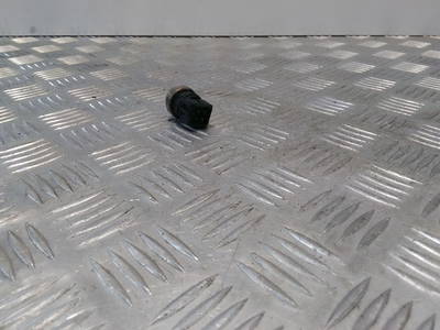 Sensor für Kühlmitteltemperatur Renault 7700105087 44080907
