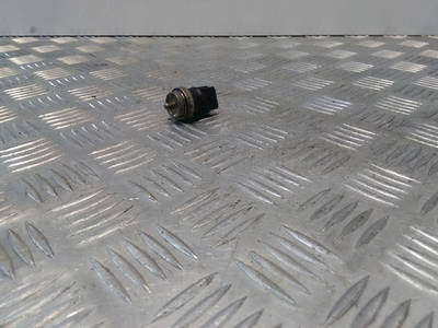 Sensor für Kühlmitteltemperatur Renault 7700105087 44080907