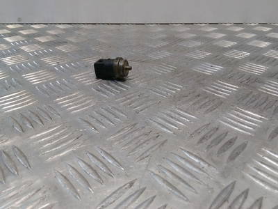 Sensor für Kühlmitteltemperatur Renault 7700105087 44081939