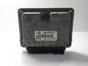 Steuergerät Motor VW Golf IV (1J) 0261206324