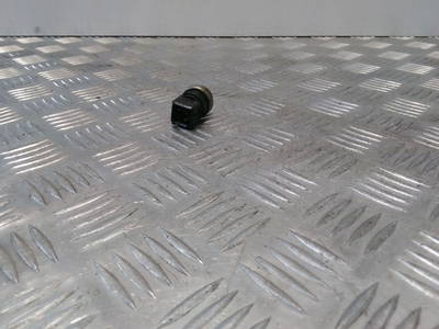 Sensor für Kühlmitteltemperatur Renault 7700105087 44092920
