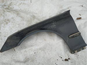 Kotflügel - Vorne Linke Mercedes-Benz W203, 2000.05 - 2004.02 melynas