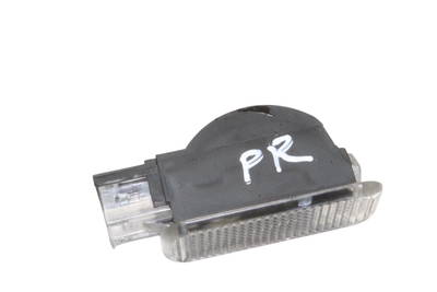 Innenleuchte Audi 4B0947415A 44843014