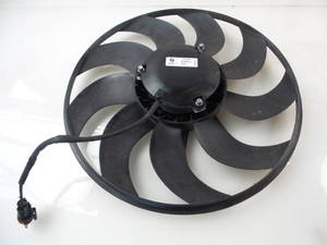 Kühlerventilatormotor BMW 1 serie (F20) Hatchback 5-drs 118d 2.0 16V (N47-D20C) 2012 (3N166416, 17427640508, 17427640509, 5000923, 5YY0544) 45887204