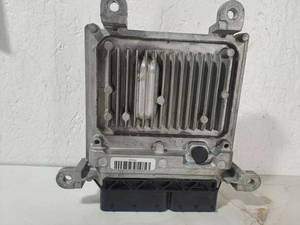 Steuergerät Motor Mercedes-Benz C-Klasse (W204) A0064461540 A6519007500