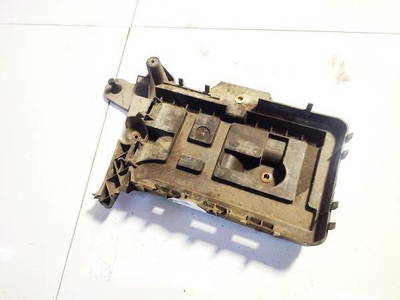 Batteriekasten Volkswagen Touran, 2003.01 - 2006.10 1K0915333 1K0915333-B