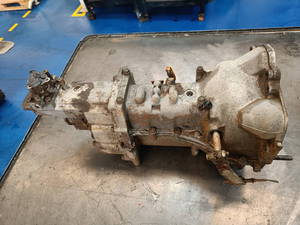 Getriebe Suzuki SJ 410 Cabrio Terreinwagen 410,VJL,Q,V,QX,VX 4x4 (F10A) (CA2477180400)