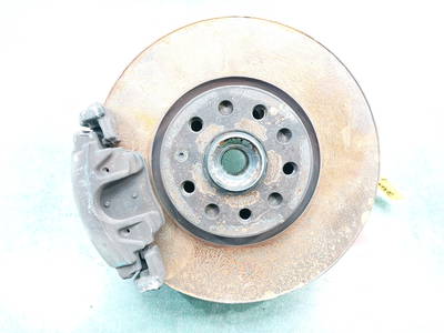 Achsschenkel Halter Links Vorne Volkswagen Passat (362) Sedan 1.6 TDI 16V Bluemotion (CAYC) (3C0407253F) 66732484