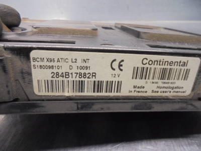 Ölwannenabdeckung Renault (8200728381)