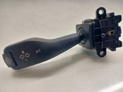 Blinkerschalter BMW (01104010, 61318363668, 8363668M) 66365175