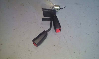 Gürtelschnalle Audi Allroad (C5) Combi 2.7 T 30V (ARE) (8D0857739D01C) 64945150