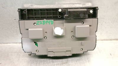 Innenbeleuchtung Honda HR-V (RU) MPV 1.5 i-VTEC 16V (L15B4(Euro 6)) (39180T0AR010M1)