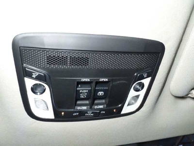 Innenbeleuchtung Honda HR-V (RU) MPV 1.5 i-VTEC 16V (L15BY) (39180T0AR010M1)