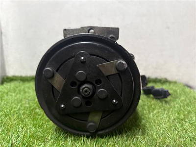 Klima Pumpe Volvo V40 (VW) Combi 1.9 D (D4192T3) 2004 (8200040681, SD7H7158094)