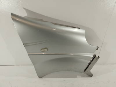 Kotflügel Rechts Vorne Nissan Primastar Van 2.0 dCi 120 (M9R-692(M9R-F6)) (6311200Q0A, COLORGRIS)