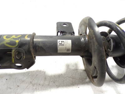 Stoßdämpfer Links Vorne Mazda CX-3 (DJ/DK) SUV 1.5 Skyactiv D 16V 4WD (S5) (BPM534900A)